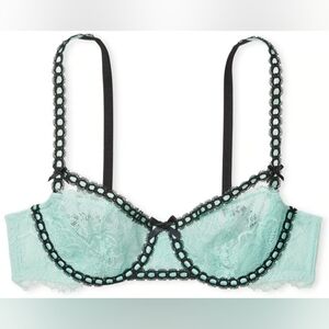 32DD 32D3 VS Wicked Unlined Lace Black Ribbon Slot Balconette Bra